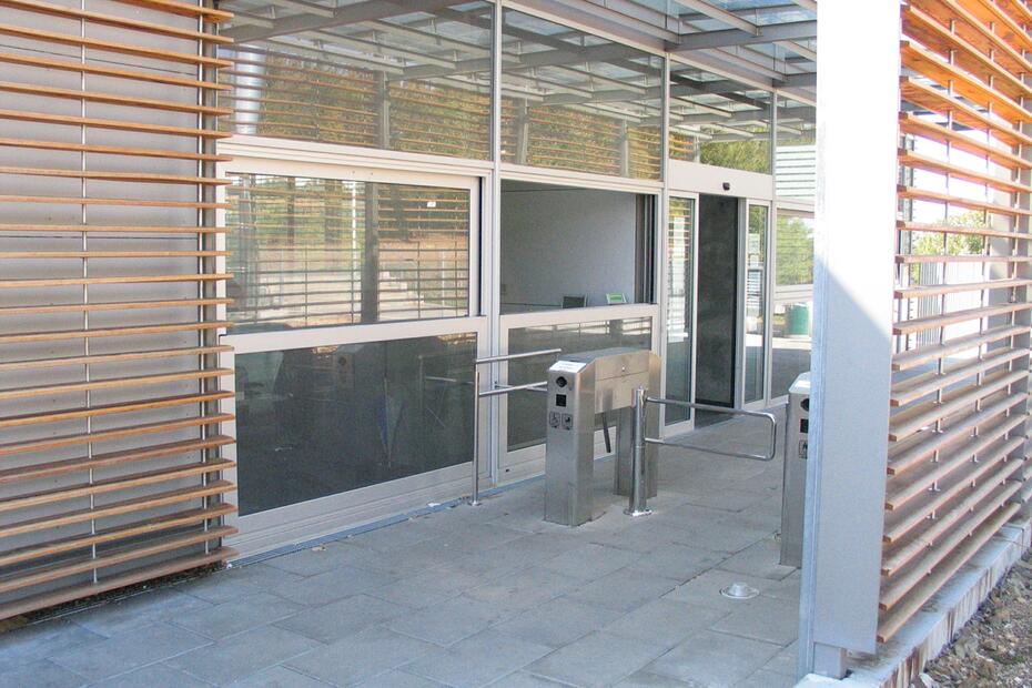 Dolů posuvné okno, bazén Kraví hora