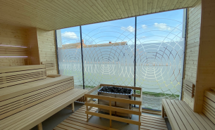Interiérové dveře a prosklená stěna v sauně - #6