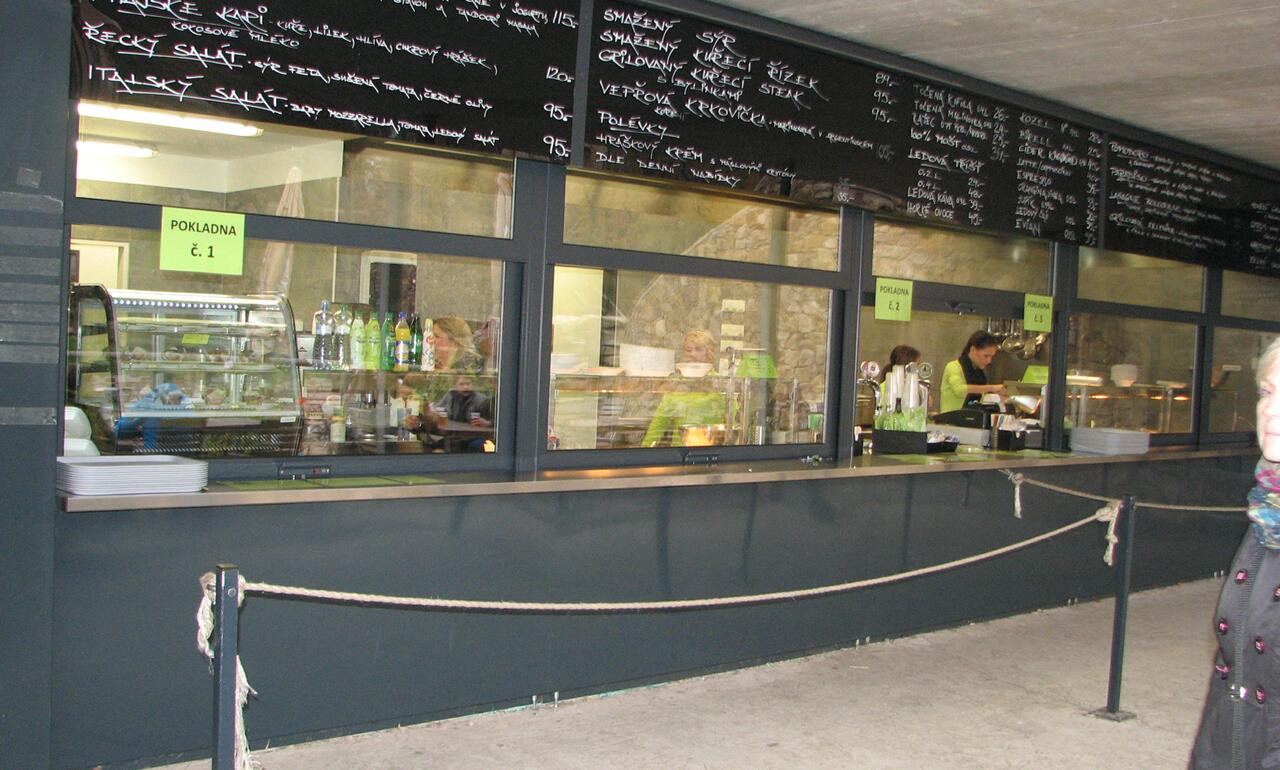 Výsuvné okno Zoo Praha