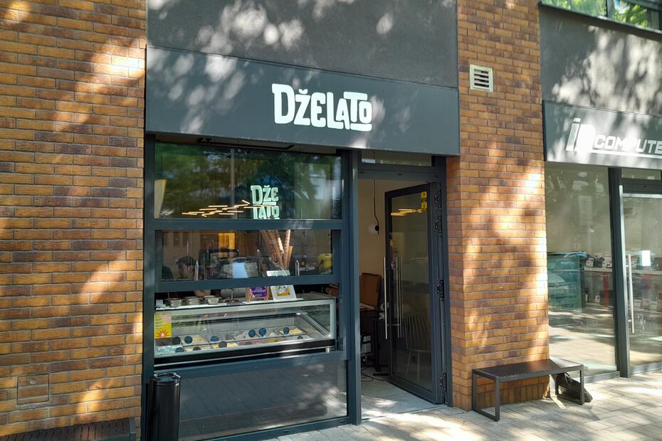 Výsuvné motorické okno Bratislava